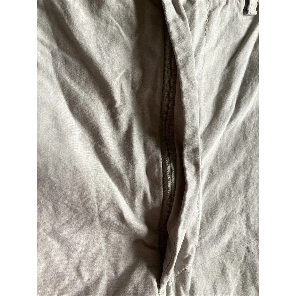 DKNY MENS Khaki Gray Shorts Size 34